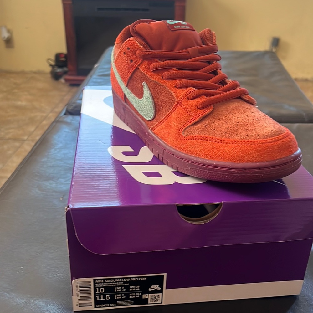 Nike Sb Mystic red rosewood